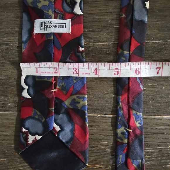 Vintage 90s Mark Alexander Abstract Red Floral Silk Tie - Picture 4 of 4